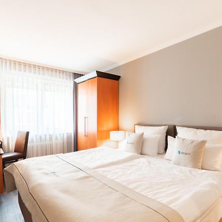 Select Hotel Friedrichshafen Exterior photo